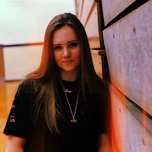 Meet your Posher, Hailey